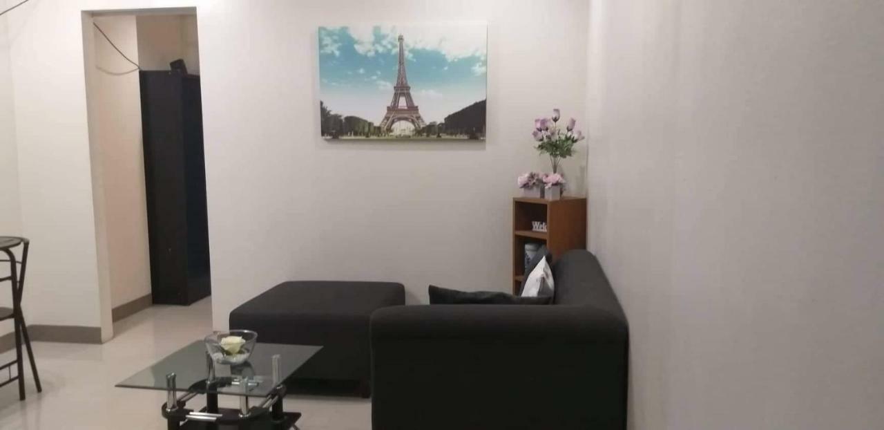 Jen'S Paranaque City Apartment Манила Екстериор снимка