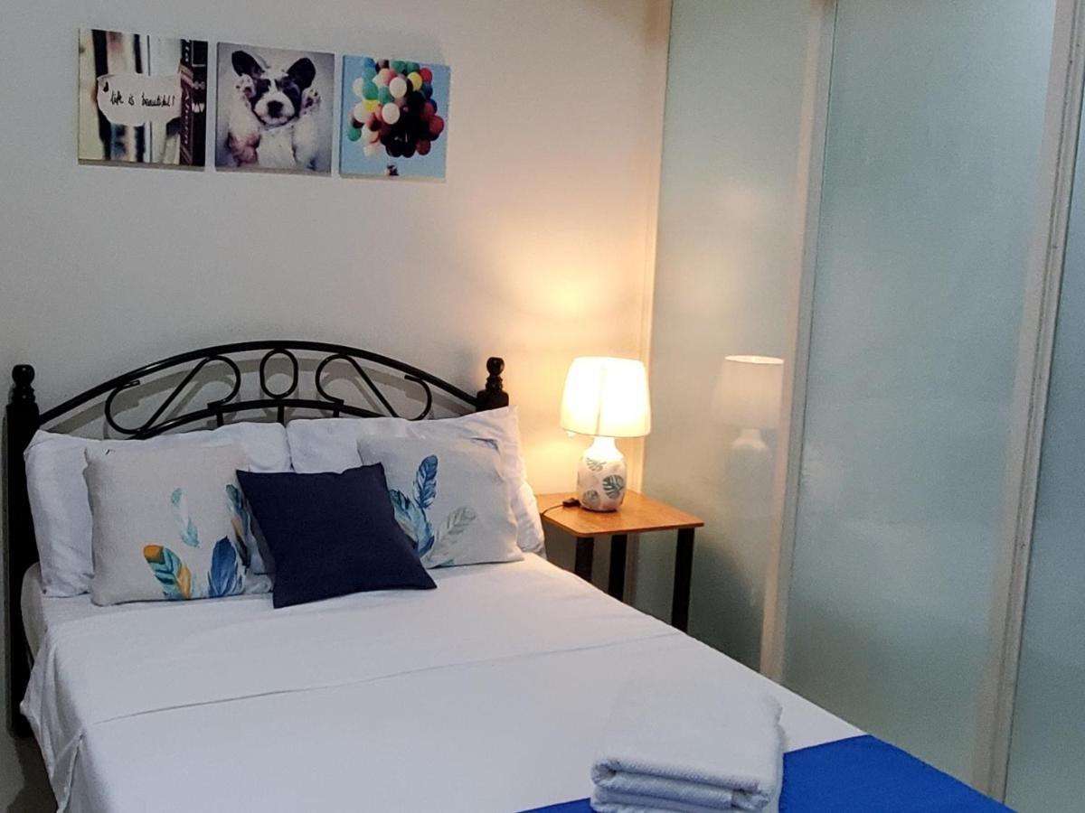 Jen'S Paranaque City Apartment Манила Екстериор снимка