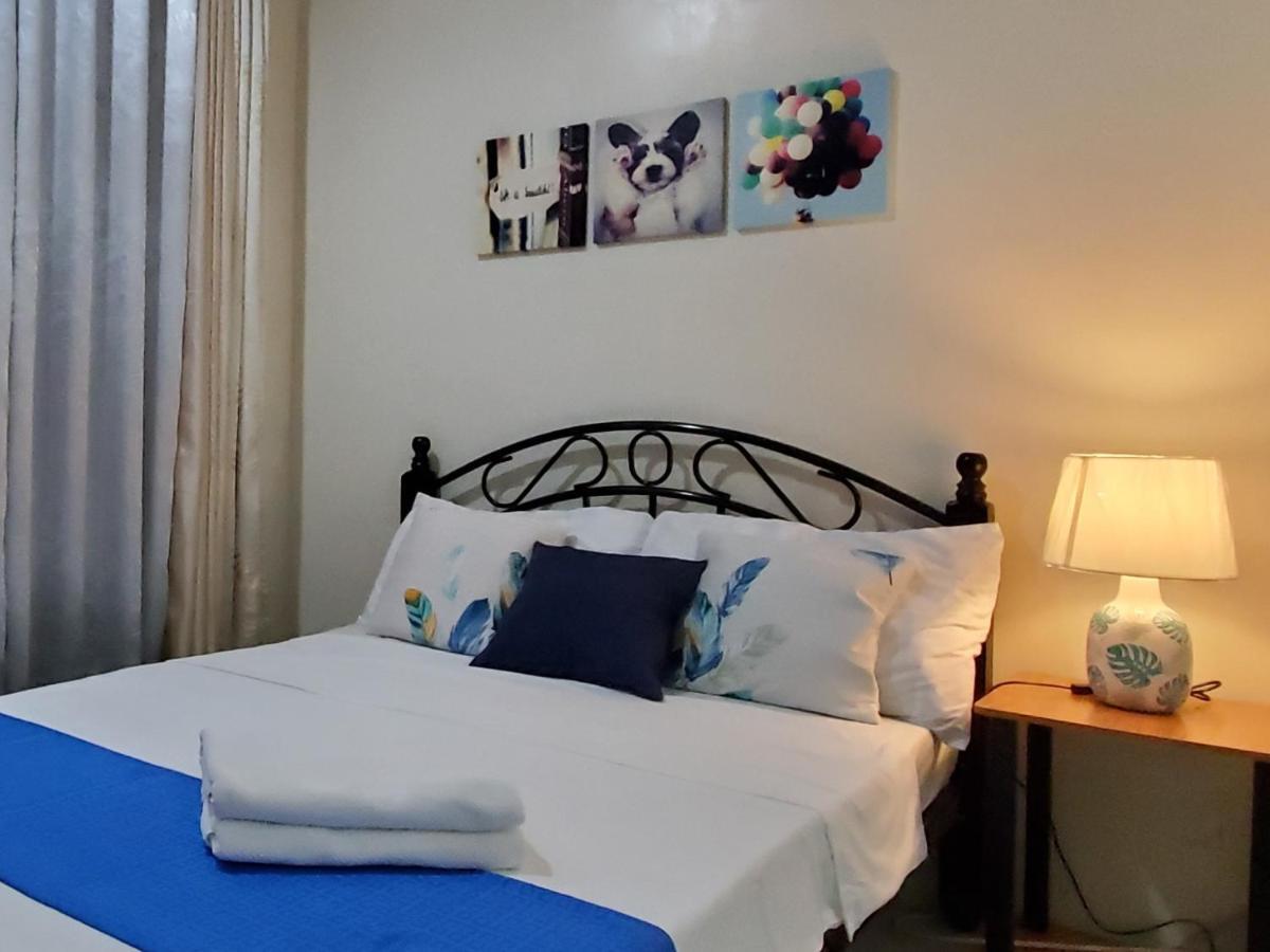 Jen'S Paranaque City Apartment Манила Екстериор снимка