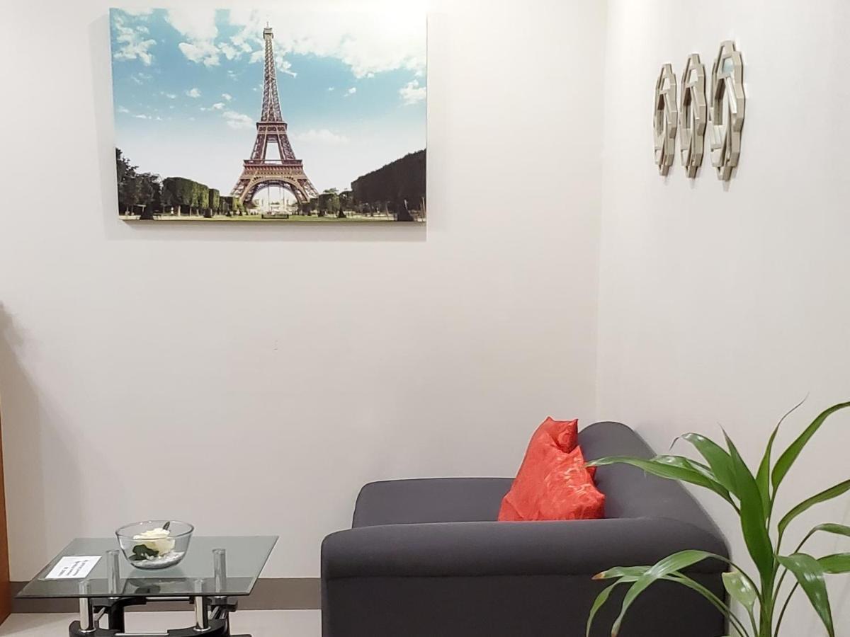 Jen'S Paranaque City Apartment Манила Екстериор снимка